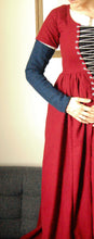 Load image into Gallery viewer, RH002 — 15th century Women's Kirtle & Sleeves sewing pattern